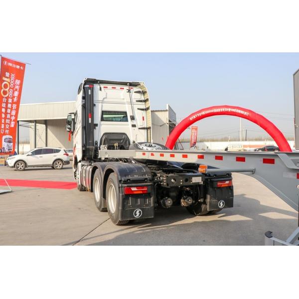 SHACMAN X6000 6x4 Manual Transmission Tractor Truck 500HP Heavy Duty 4x2 Cummins Engine