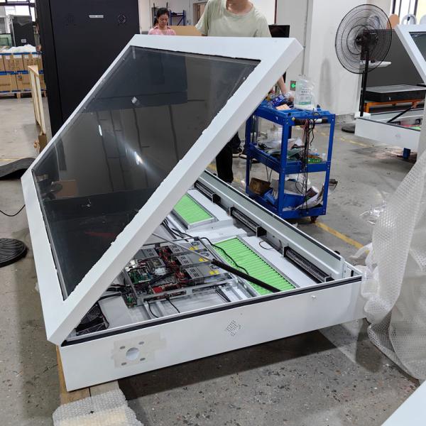 Waterproof Digital Signage 100 Inch 98 Inch Outdoor Digital Advertising Display Screens