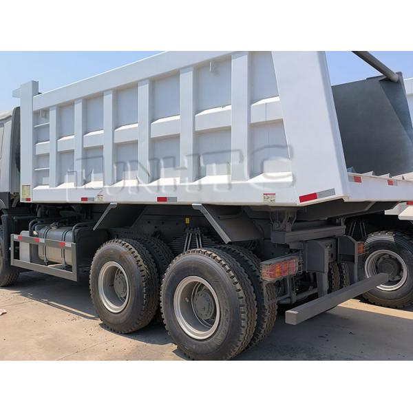 336 лошадиных сил HOWO Дампер 6x4 Приводный колес