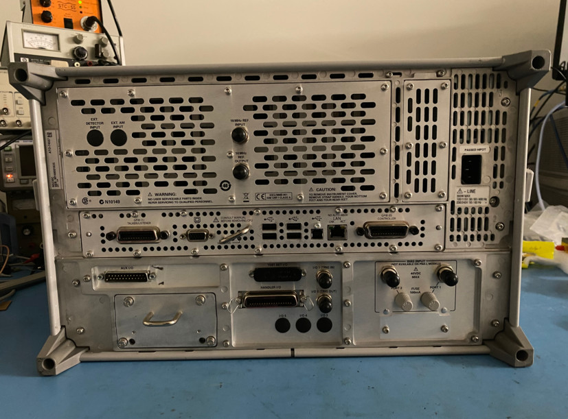 KEYSIGHT N5230C PNA-L векторный сетевой анализатор с 8,4-дюймовым сенсорным экраном
