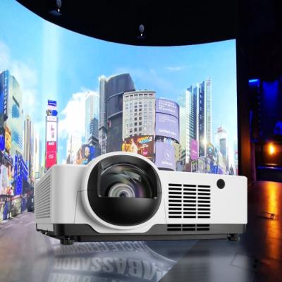 Projection immersive de grande taille 6000 lumens LCD Projecteur à courte portée avec 30000 heures de durée de vie ultra longue