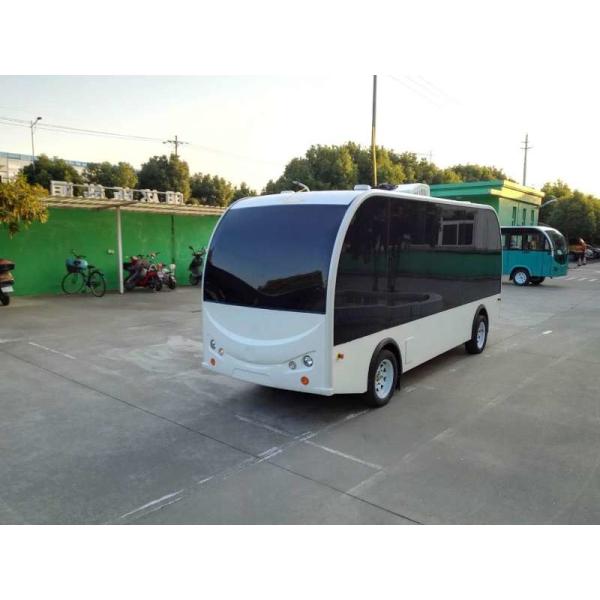 Пригородный автобус 12 мест автономный, собственная личность города управляя автобусом с маршрутом составленным карту спутником