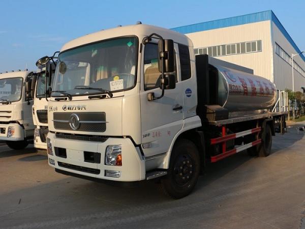 Dongfeng 10cbm 4*2 Intelligent Road Maintenance Construction Bitumen Distributor Asphalt Sprayer Paver Truck