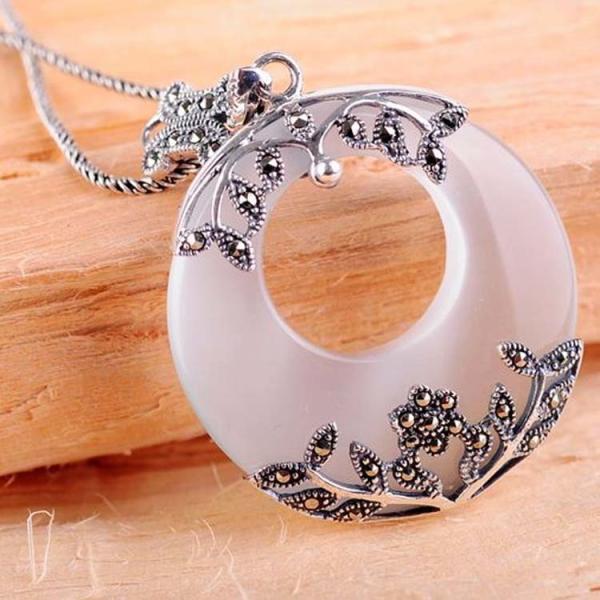 Thai Silver Moon Stone Pendant Necklace Marcasite Vintage Jewelry(N11061WHITE)
