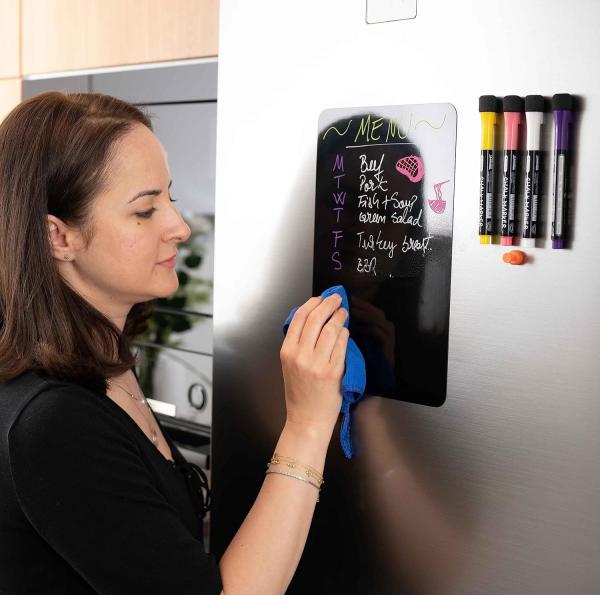 Small Magnetic Dry Erase Blackboard With 5 Pens For Fridge FDA Approved