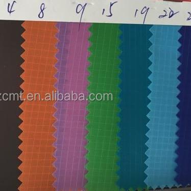 Plain Style 210T Polyester Fabric with PU Coating Resistant to Water and Stains