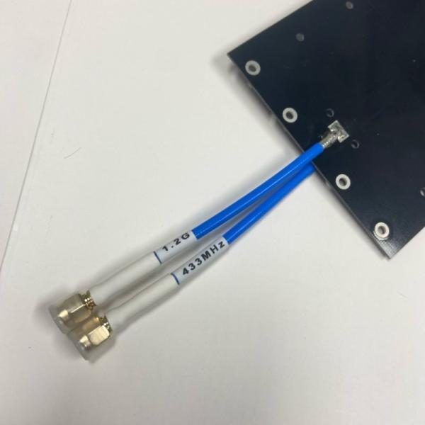 120 mm de comprimento SMA-J Contador Drone PCB Antenna com cabo de saída RG141