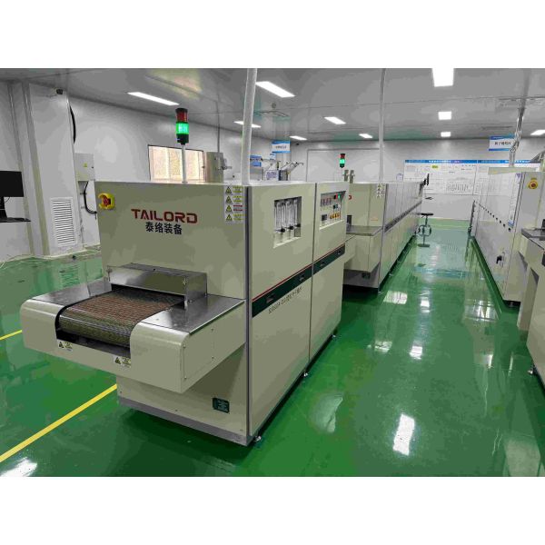 Furnace Hot Air Tunnel Mesh Conveyor Belt Dryer 8kW 800kg ODM