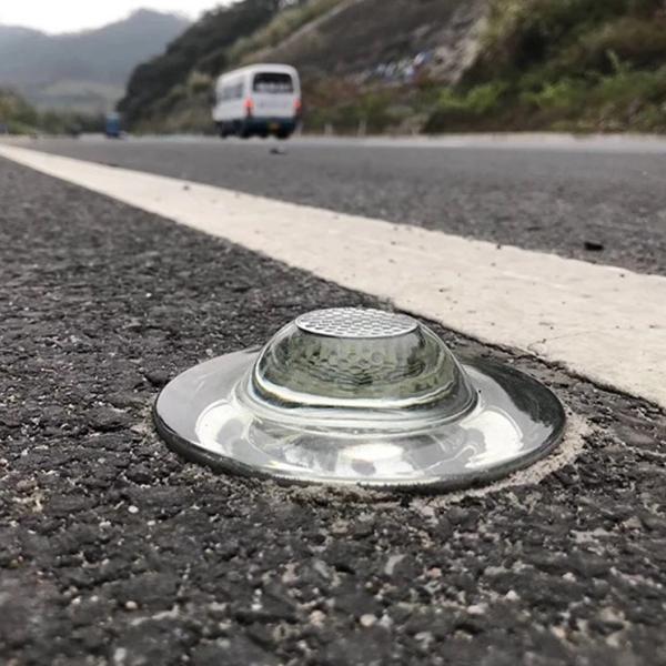 Road Safety Stud High Reflection Solar LED Glass Cat Eye Glass Stud Manufactured