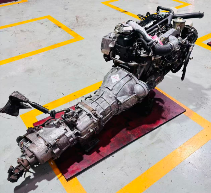 QD80 Diesel Engine Assembly with 3.15L Displacement Turbo Intercooler for Euro3 & Euro4 Emission and Reinforced Cast Iron Cylinder Block