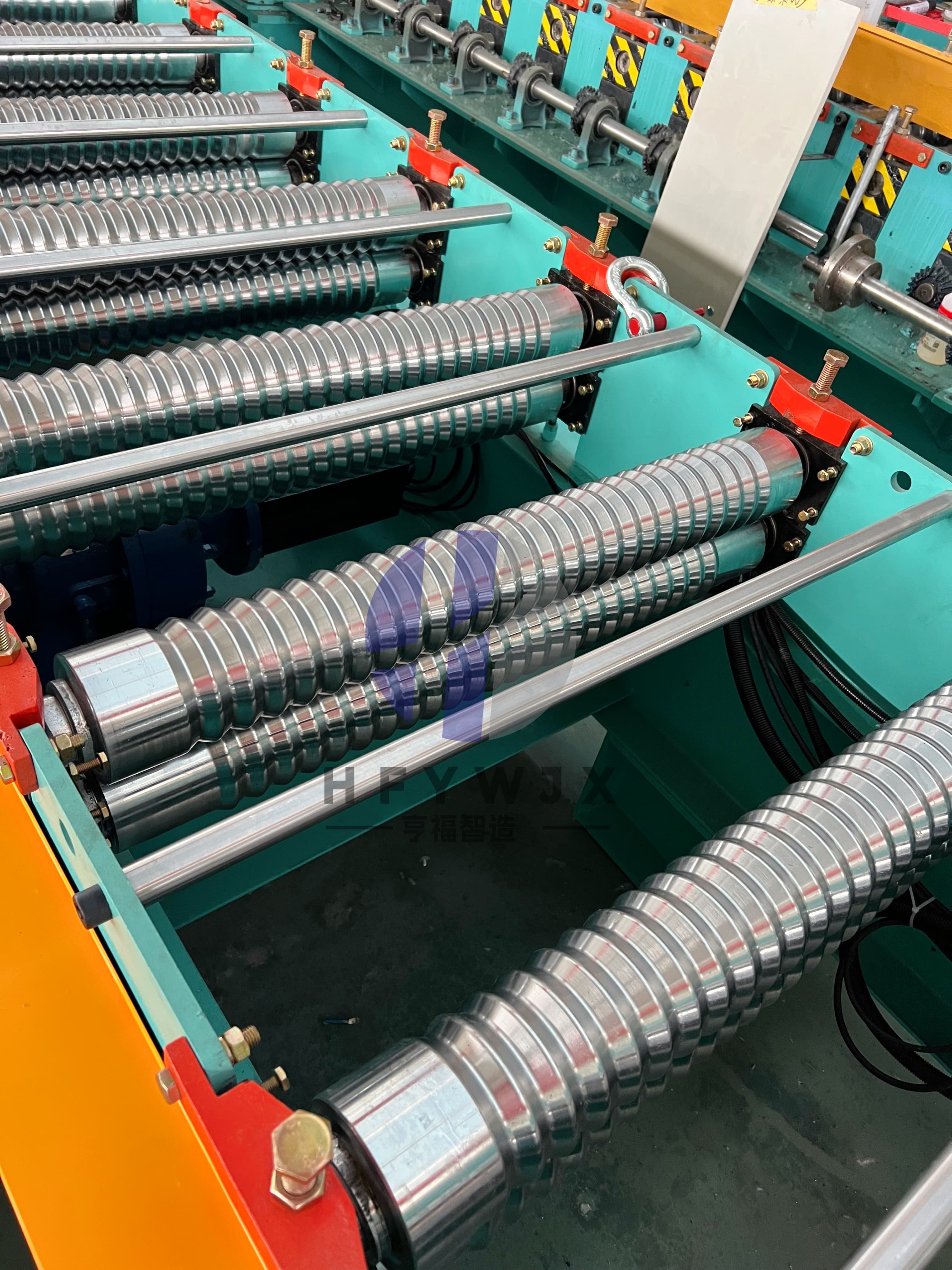 Automatic Corrugated Roof Sheet Machine with 40m/min Max Speed, PLC Touch Screen Control, and ±1mm Precision for Metal Roofing Panels