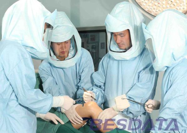 OEM Accepted Medical Protective Clothing For SARS / Ebola Outbreak Protection