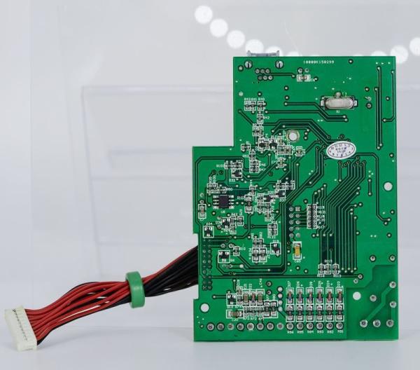 Assemblage de circuits imprimés clé en main avec prototypage rapide