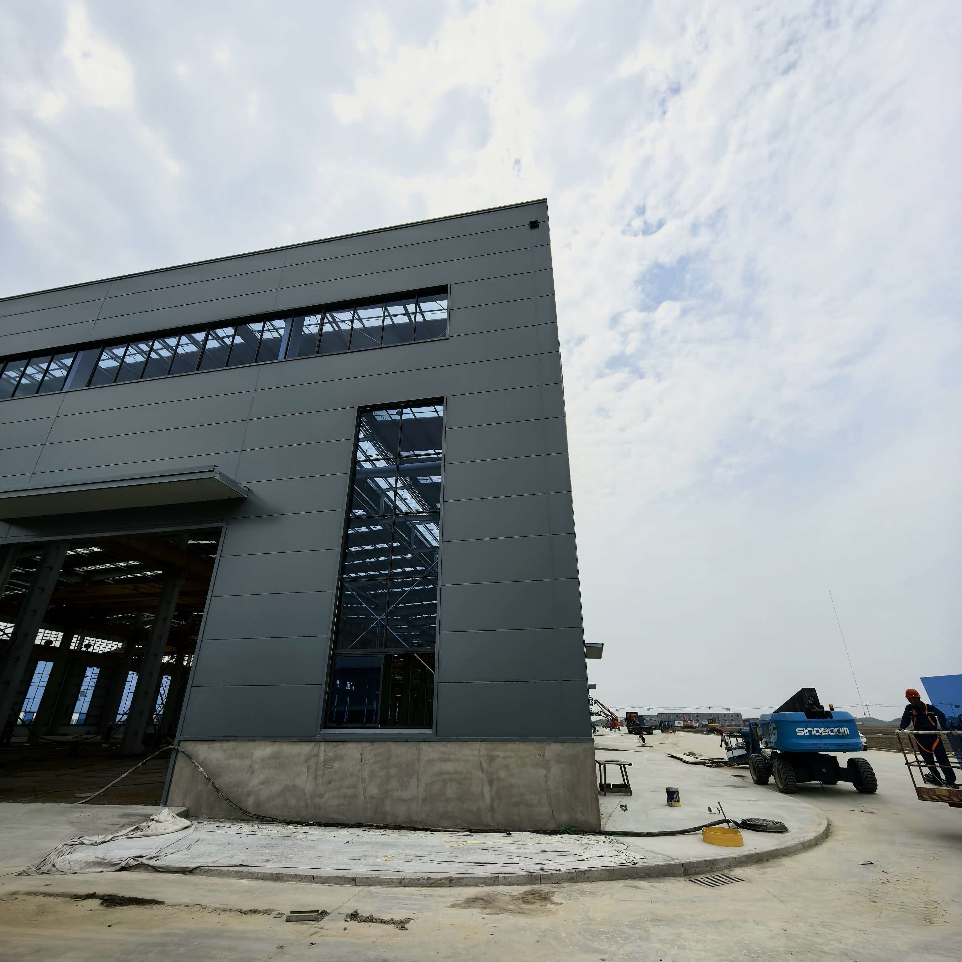 Galvanized Prefab Steel Building Custom Wall Material  Quick Assembly Prefab Steel Warehouse