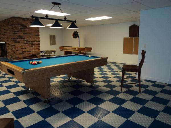 Interlocking Diamond Garage Floor Tile Commercial Polypropylene Garage Flooring
