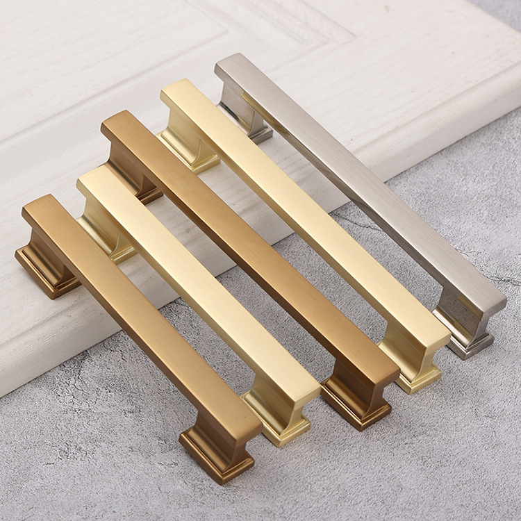 Nordic Gold Modern Simple Long Single Hole Solid Zinc Cabinet Door Knob Brass Material Living Room Wardrobe Drawer Handle