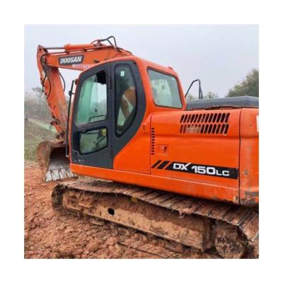 Excavadora Doosan DX150LC de 2020 com capacidade de 15 toneladas e tipo de motor DB 58 T da Coreia
