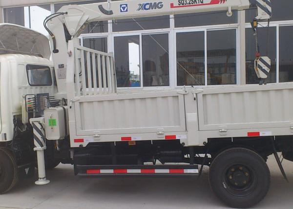 XCMG Telescoping 3.2 Ton SQ3.2SK1Q Truck Mounted Crane With 7m Lifting Height