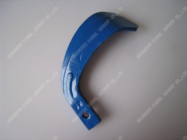 0.5Kg-0.6Kg 581 681 Rotary Tiller Blades For Tractor Double Hole Blue Colorful