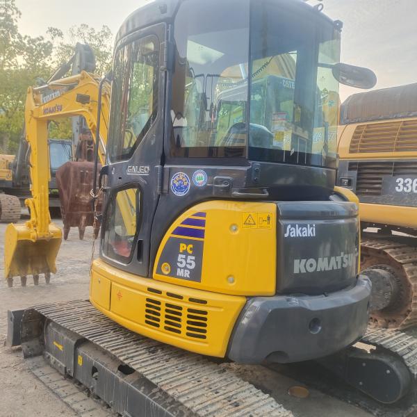 Использованный экскаватор Komatsu PC55 из Китая.