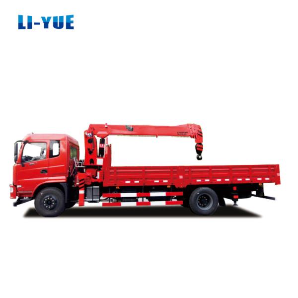 Dongfeng 4x2 6 Tons truck mounted crane truck with crane 
