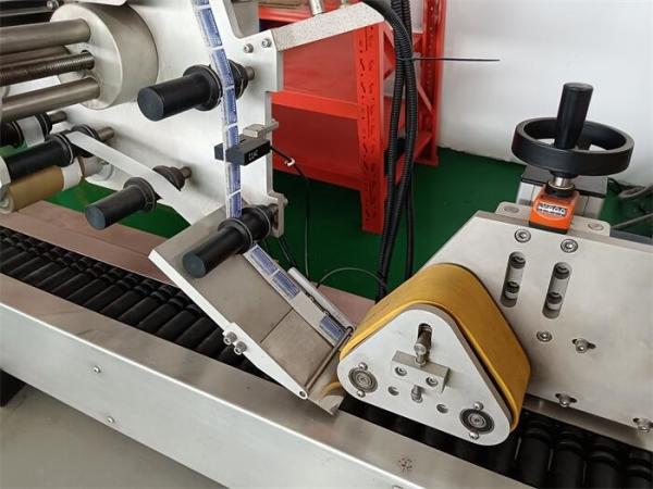 Flat Blister Pharma Packaging Machine For Oral Solid Dosages with High Spped Production High Temperature Resilience and Durability