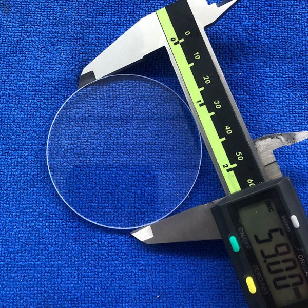 High Purity 99.99% High Temperature Resistant Corrosion Resistant Quartz Glass Round Plate
