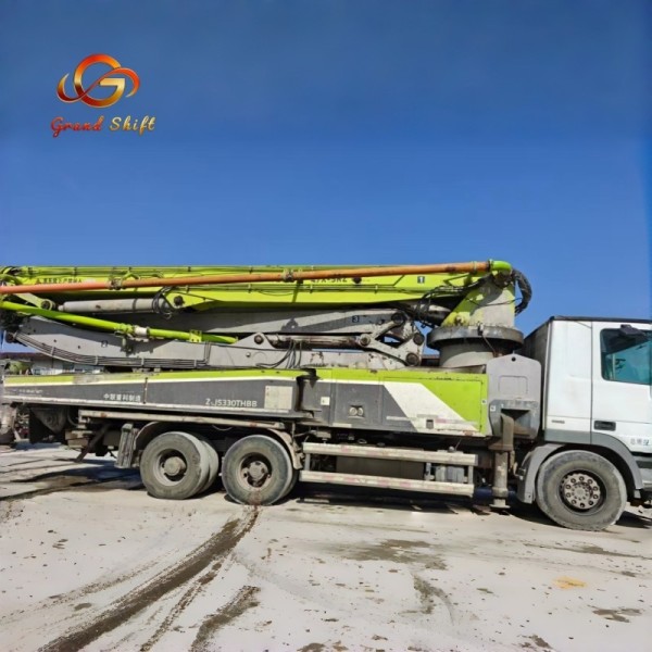 2017 Used Zoomlion 47m Boom Concrete Pump Truck on Mercedes-Benz Actros 3341 Chassis with Low Working Hours