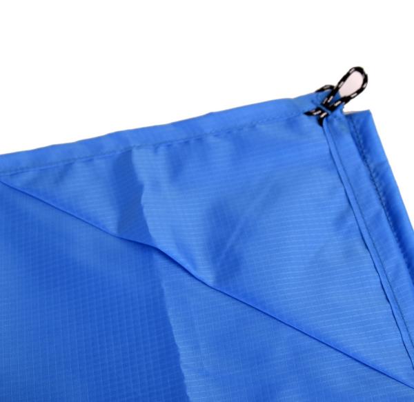 Tear Resistant Portable Beach Blanket , Lightweight Beach Picnic Mat