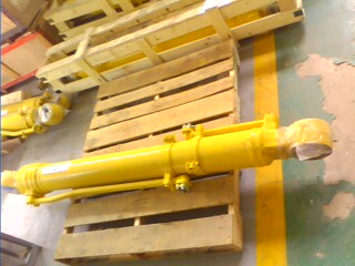 Design Excavator Hydraulic Cylinder for Left Handle Straight Shovel Head Diesel Engine