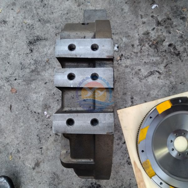 6D114 Flywheel Housing 6741-21-4110 6CT8.3 Fly Wheel Housing 3917459 3915733 for Komatsu PC360-7 Excavator