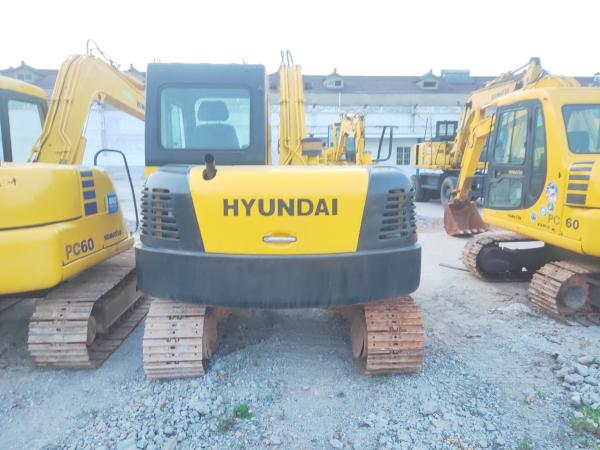                  Used Hyundai MIDI Crawler Excavator R80-7 Low Price, Secondhand 8 Ton Track Digger Hyundai R55 R60 R80 on Promotion Best Condition             
