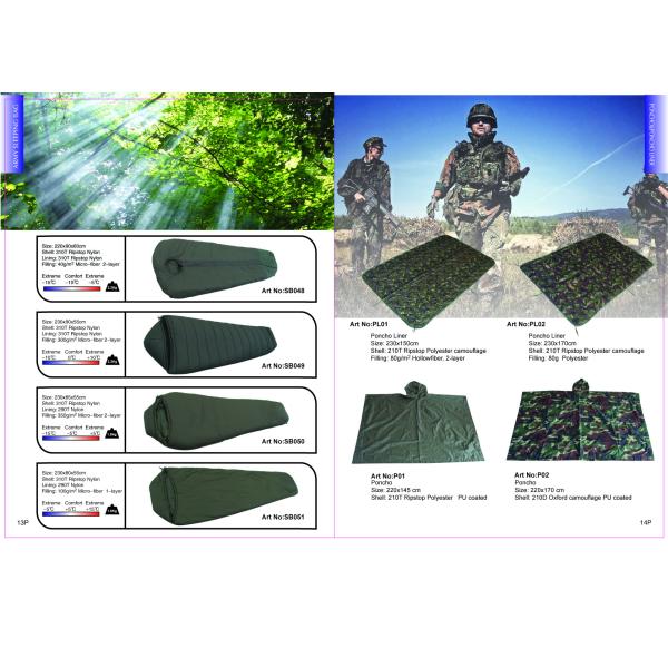 Гамак нейлона полиэстера на открытом воздухе располагаясь лагерем