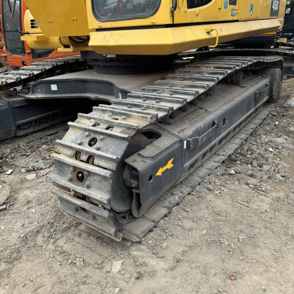 Used Komatsu PC450 Excavator in Excellent Condition 45 Ton Operating Weight
