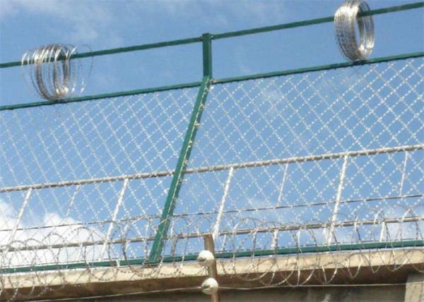 5X10 Linear Blade Wire Razor Mesh Fence CBT-65 For Protection
