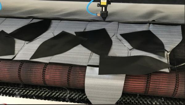 CCD Camera Co2 Laser Machine Automotive Upholstery 130w Laser Cutter