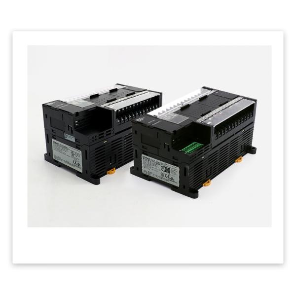 Выход ИМПа ульс модуля C.P.U. черноты PLC CP1H CP1H-XA40DR-A Omron