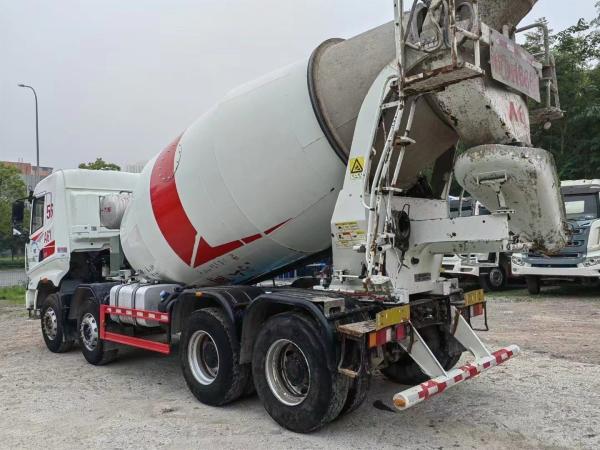 Caminhão de mistura de concreto automático portátil de trabalho pesado com desempenho estável