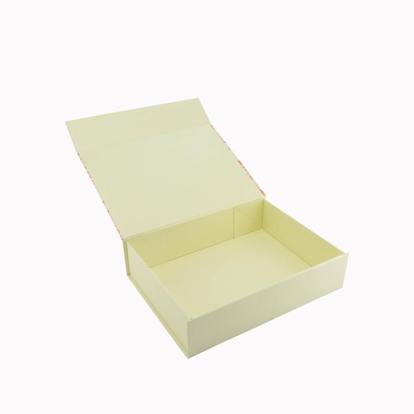 Cream Paper Folding Gift Box CMYK Printing  For Sweet Candy Packaging
