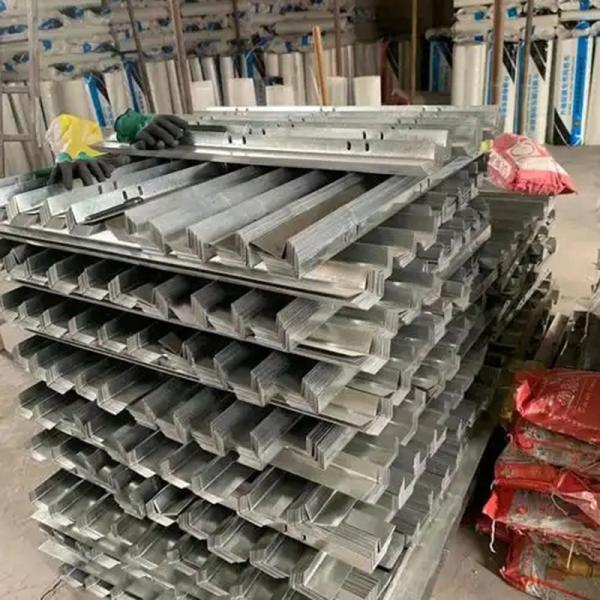 Modern Rockwool SP Fixing Brackets Metal Fixing Brackets For Wall Floor