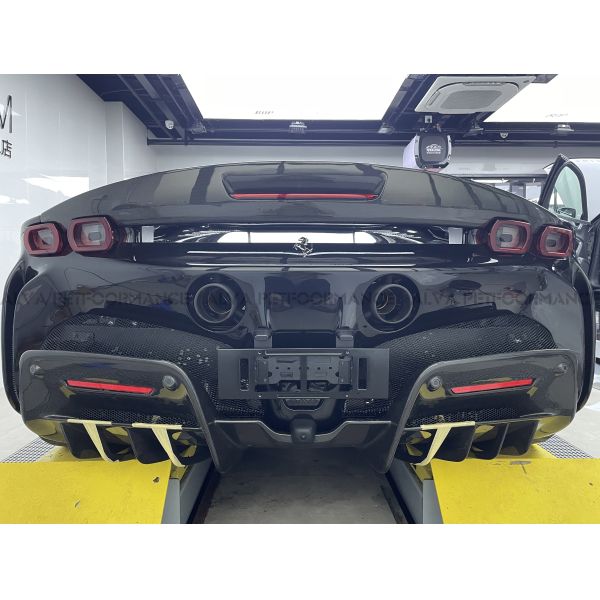 2021 Ferrari SF90 Dry Carbon Fiber Body Kits Front Lip Side Skirts Rear Diffuser Rear Spoiler Replacement Components