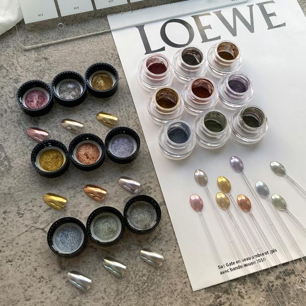 Nail powder Super bright metal magic mirror powder for nail enhancement retro golden nail art decoration