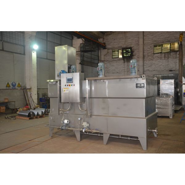 High Precision Fully Automatic Dosing Dissolving Equipment