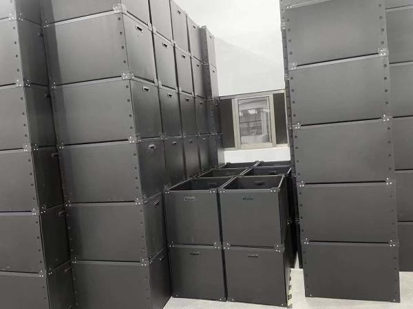 Waterproof Plastic Reusable Boxes Customized Corrugated Plastic Totes Lightweight