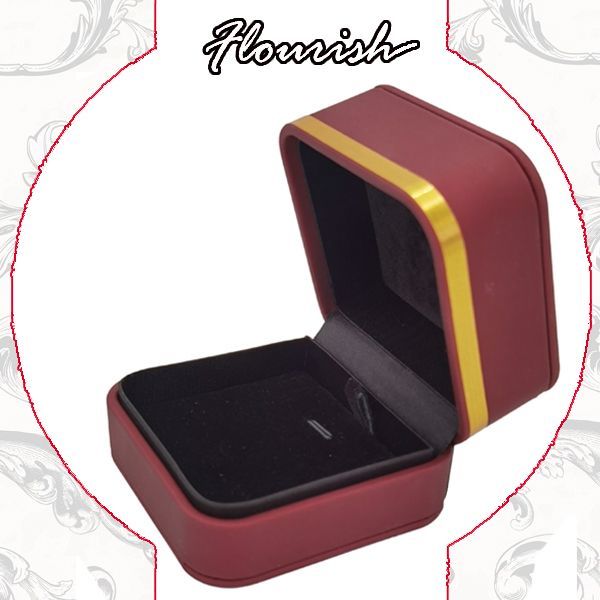 Portable Rigid Cardboard Wedding Ring Gift Box With Golden Brim And Clamshell