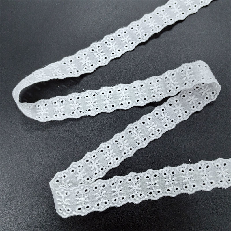 3.8 Inches Wide Cotton Lace Trim with Scalloped Edge and Floral Pattern for Dress Garment DIY