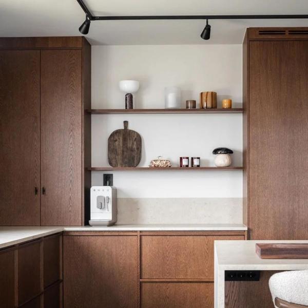 Apartment Antique Style Frame-Line Door Panel Kitchen With Glass Wine Cabinet Wood Veneer Kitchen Cabinet