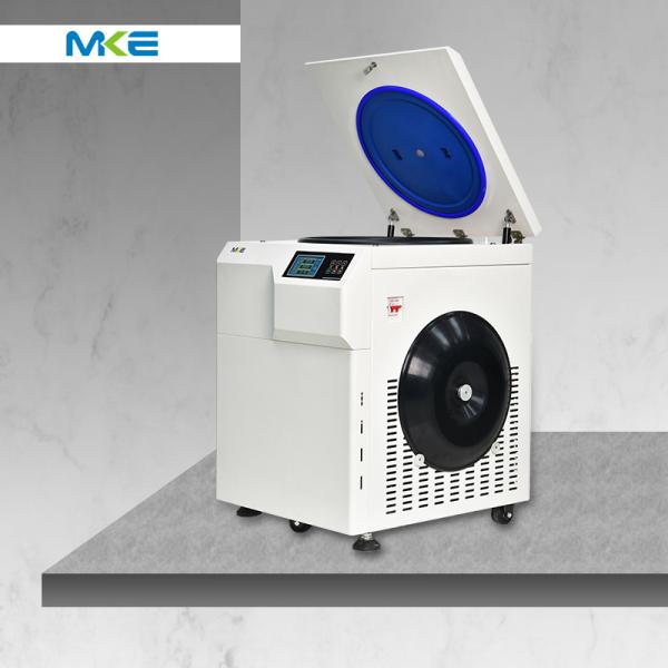 Large Capacity Blood Centrifuge with 4x1000ml Swing Bucket Rotor 8000rpm Max Speed and 11620xg Max RCF