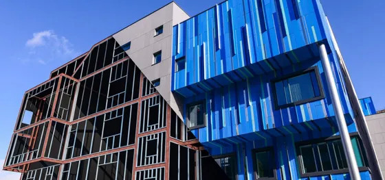 High Seismic Resistance Prefab Steel Building with Bolt Connection and Fire Resistance for Industrial and Commercial Use