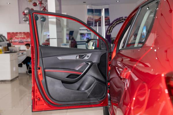 Changan novo CS55 mais 4 a porta elétrica 5 Seat de SUV 5 da movimentação da roda